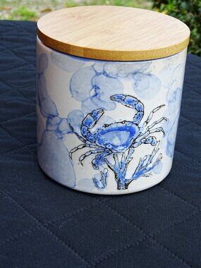 Chesapeake Bay Blue Crab 4"Ceramic Canister w/Bamboo Lid